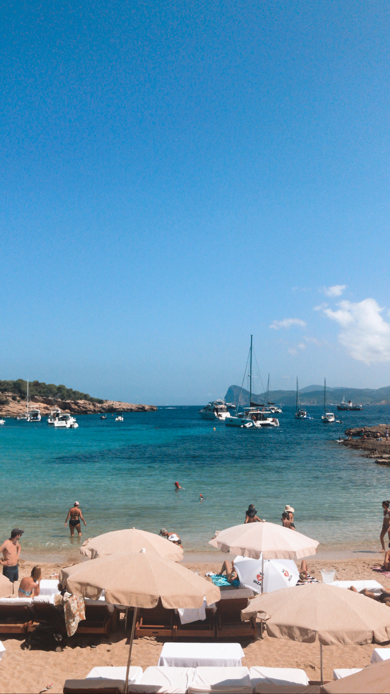 Qué ver en Ibiza Cala Bassa
