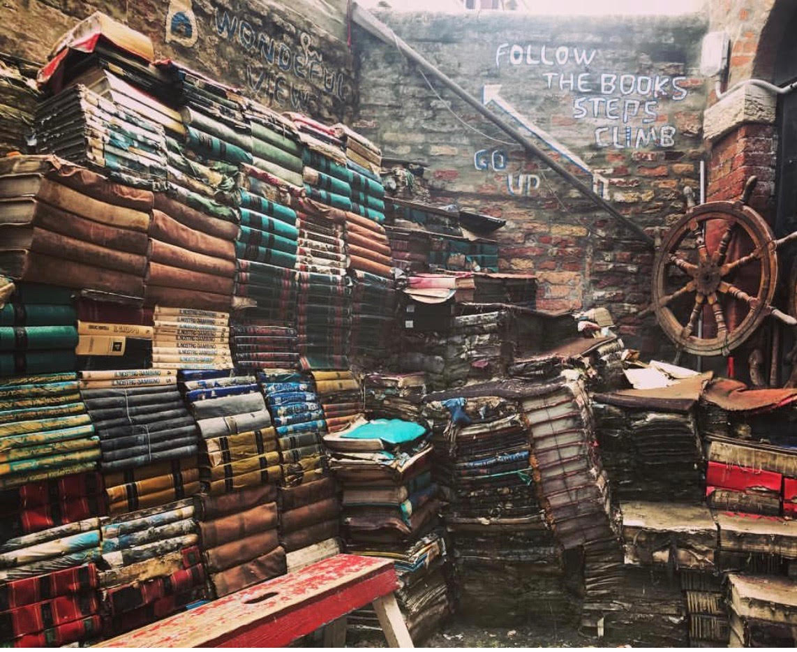 Qué ver en Venecia Librería Acqua alta