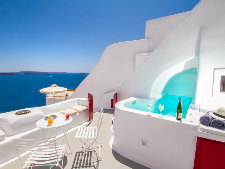 Las mejores villas de Santorini Hector Cave House