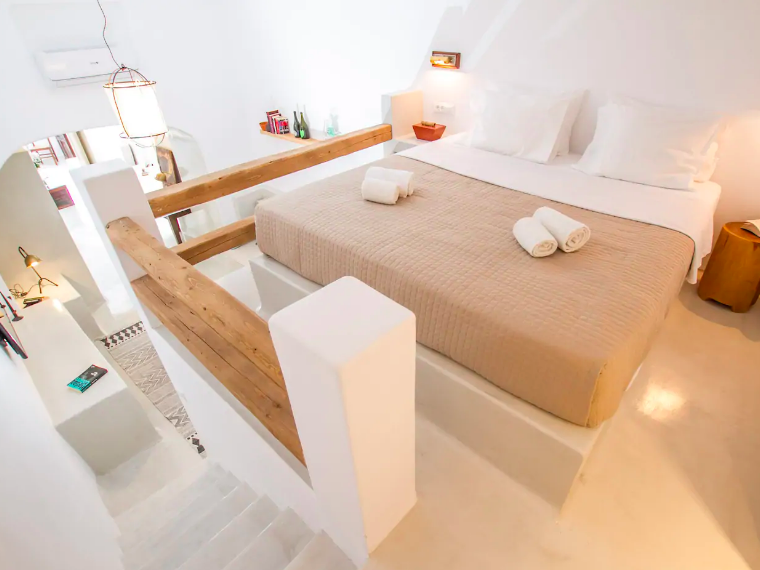 Las mejores villas de Santorini Hector Cave House