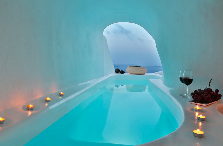 Las mejores villas de Santorini Lava Cave suite
