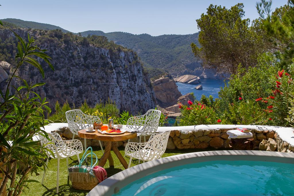 Los mejores hoteles de Ibiza Hacienda Na Xamena